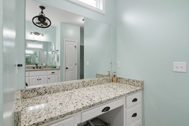 1382 Glen Lawrence Rd, Cowarts, AL 36321