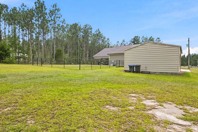 1382 Glen Lawrence Rd, Cowarts, AL 36321