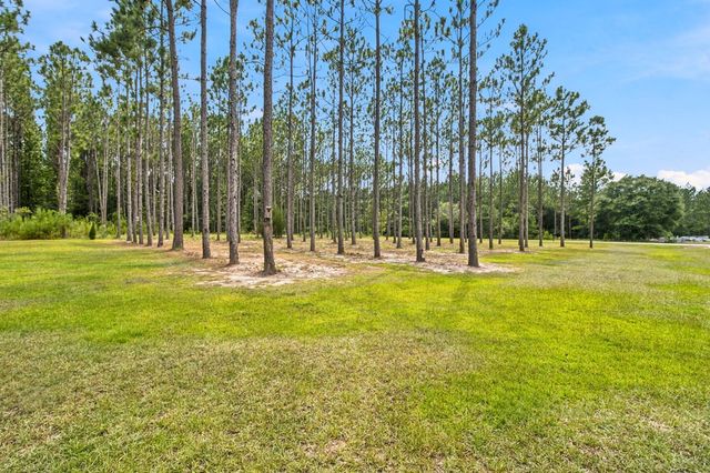 1382 Glen Lawrence Rd, Cowarts, AL 36321