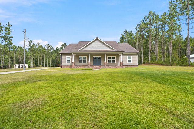 1382 Glen Lawrence Rd, Cowarts, AL 36321