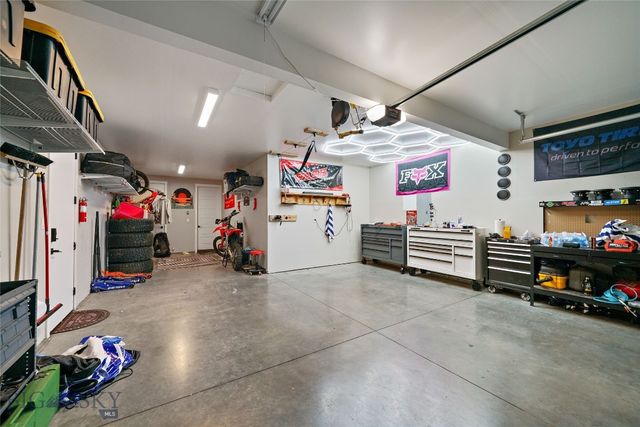 1540 Bora Way, Bozeman, MT 59718