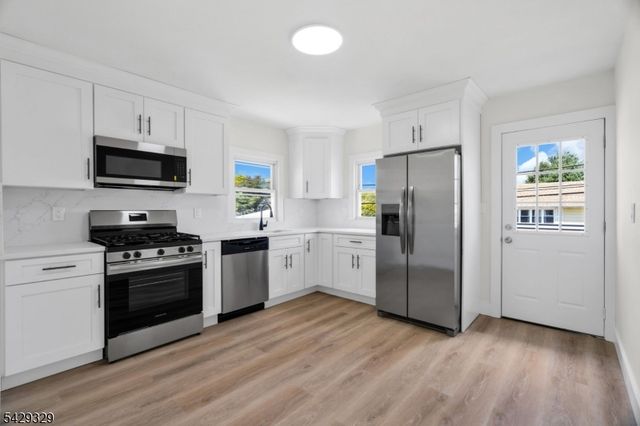 414 S Pine Ave, Sayreville Boro, NJ 08879