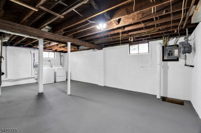 414 S Pine Ave, Sayreville Boro, NJ 08879