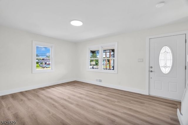 414 S Pine Ave, Sayreville Boro, NJ 08879