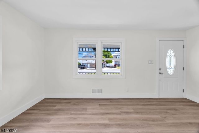 414 S Pine Ave, Sayreville Boro, NJ 08879