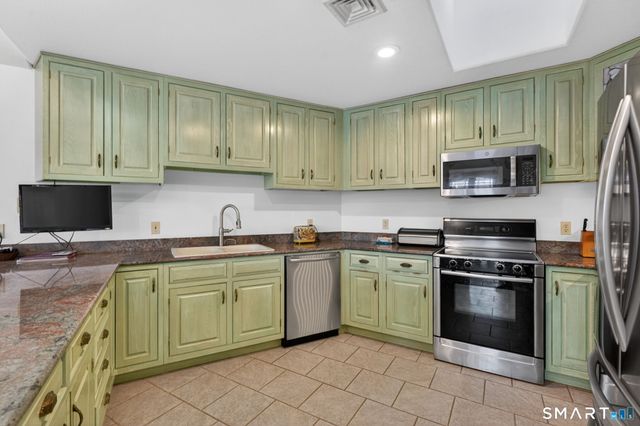 349 South Bigelow Road, Hampton, CT 06247