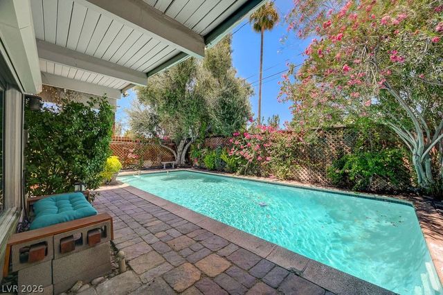 549 Canosa Avenue, Las Vegas, NV 89104