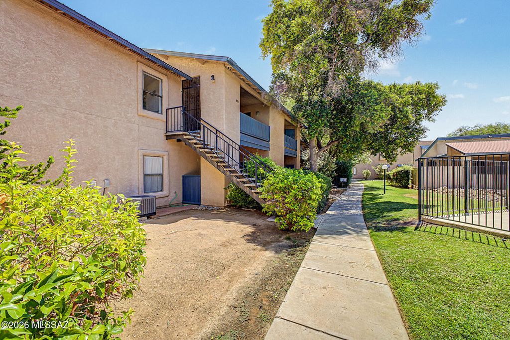 8080 E Speedway Blvd Unit 414, Tucson, AZ 85710