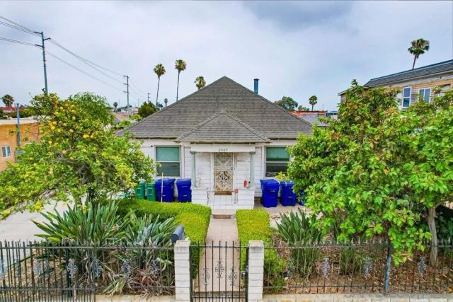 2567-69 L Street, San Diego, CA 92102