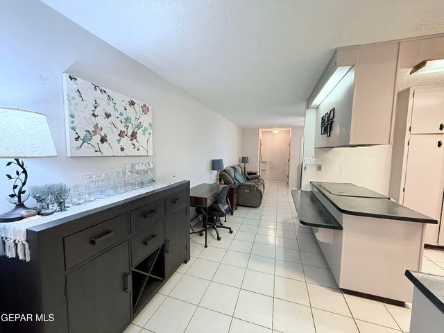 8601 METTLER Drive, El Paso, TX 79925