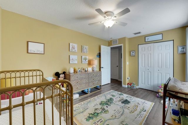 572 SW Bacon Terrace, Port St. Lucie, FL 34953