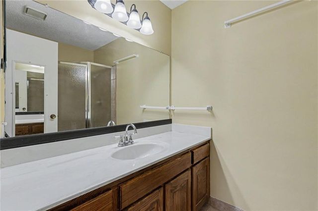 7004 N Fisk Court, Kansas City, MO 64151