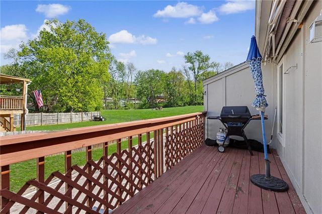 7004 N Fisk Court, Kansas City, MO 64151