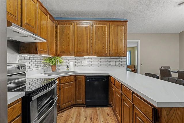 7004 N Fisk Court, Kansas City, MO 64151