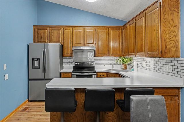 7004 N Fisk Court, Kansas City, MO 64151