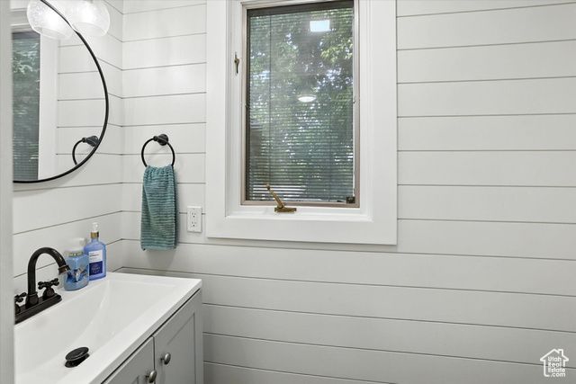 2603 E SUMMERWOOD DR, Layton, UT 84040