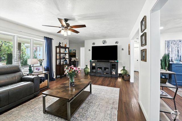 2603 E SUMMERWOOD DR, Layton, UT 84040