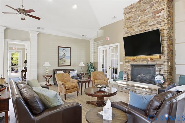 6169 Magnolia Cove Ct, Chester, VA 23831