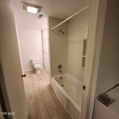 153 H R King Road, 1, Gray, TN 37615