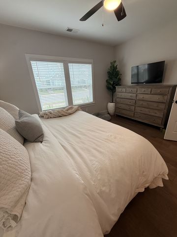 9030 Headwaters Dr, Franklin, TN 37064