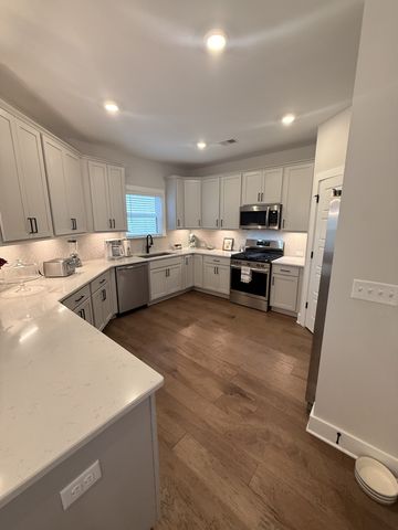 9030 Headwaters Dr, Franklin, TN 37064