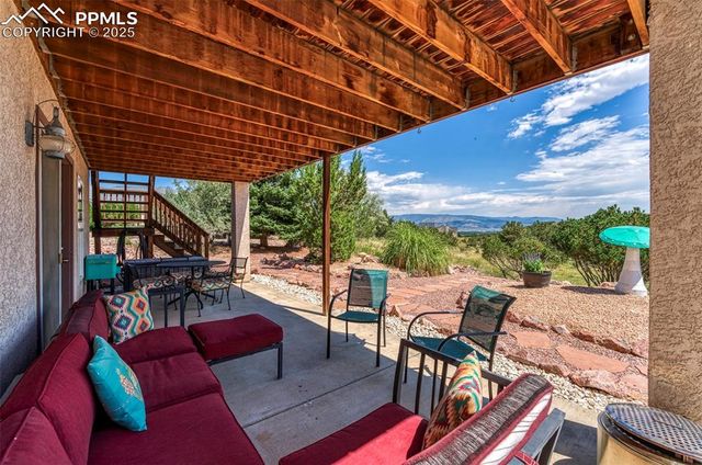 200 Wolf Cub Trail, Canon City, CO 81212