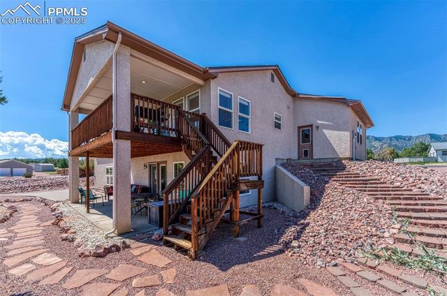 200 Wolf Cub Trail, Canon City, CO 81212