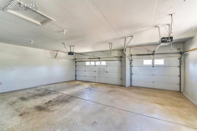 200 Wolf Cub Trail, Canon City, CO 81212