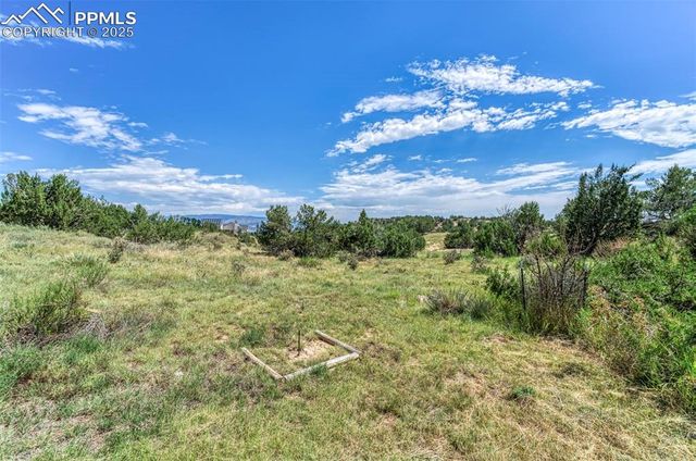 200 Wolf Cub Trail, Canon City, CO 81212