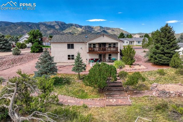 200 Wolf Cub Trail, Canon City, CO 81212