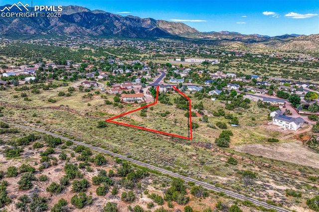 200 Wolf Cub Trail, Canon City, CO 81212