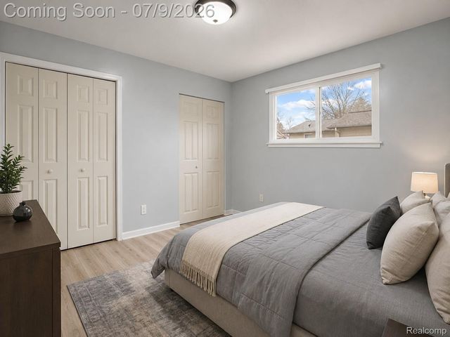 7218 Superior, Center Line, MI 48015