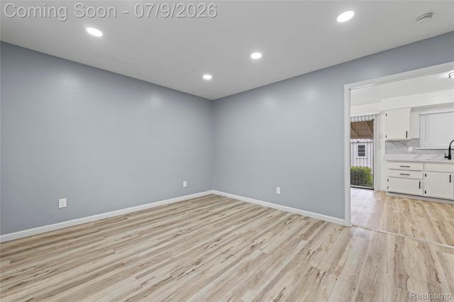 7218 Superior, Center Line, MI 48015