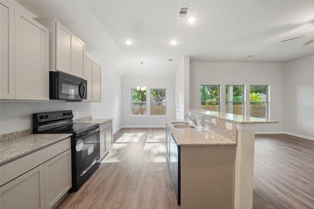 611 Burkett Street, Dayton, TX 77535