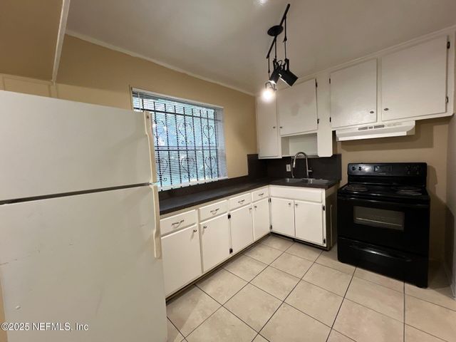 3070 W 15TH Street, Jacksonville, FL 32254