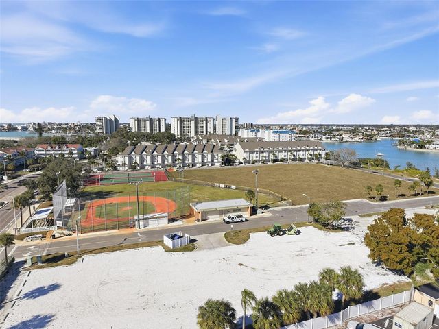 8911 BLIND PASS ROAD 122, St Pete Beach, FL 33706