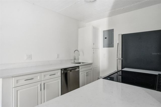 8911 BLIND PASS ROAD 122, St Pete Beach, FL 33706