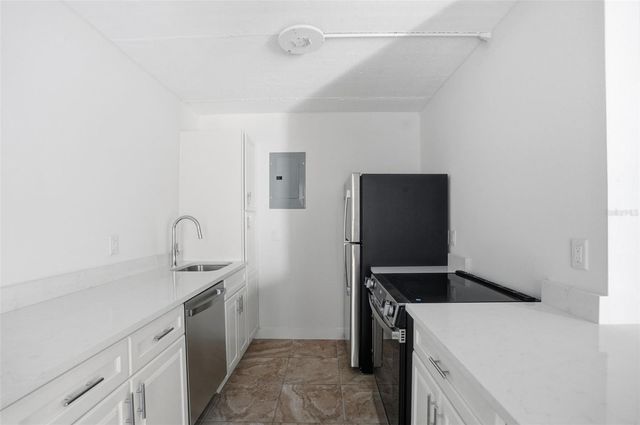 8911 BLIND PASS ROAD 122, St Pete Beach, FL 33706