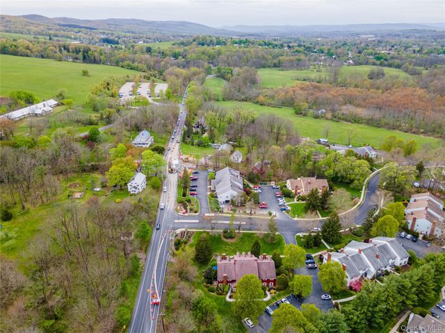 12 Homestead Village Drive, Warwick, NY 10990