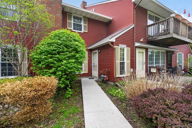 12 Homestead Village Drive, Warwick, NY 10990