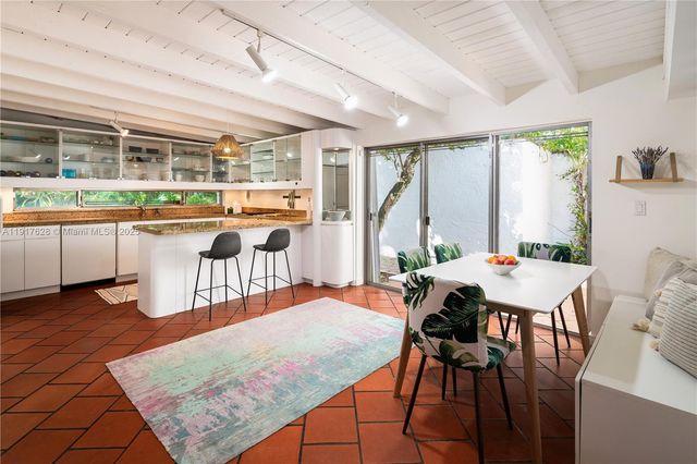 3765-1 Carmen Ct, Coconut Grove, FL 33133