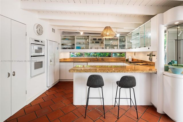 3765-1 Carmen Ct, Coconut Grove, FL 33133