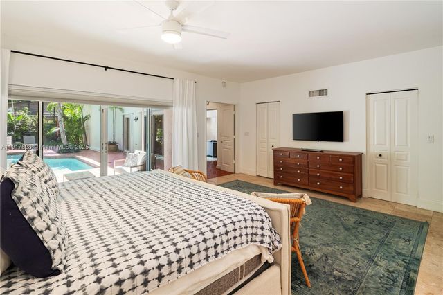 3765-1 Carmen Ct, Coconut Grove, FL 33133