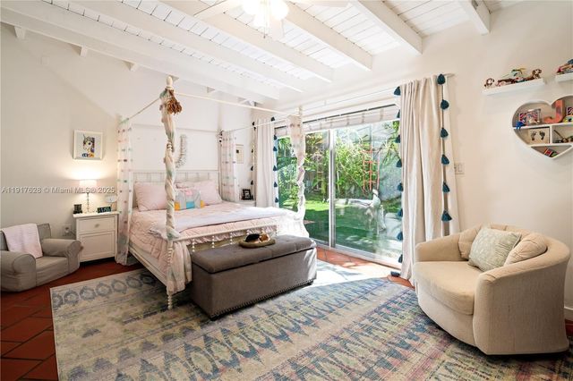 3765-1 Carmen Ct, Coconut Grove, FL 33133