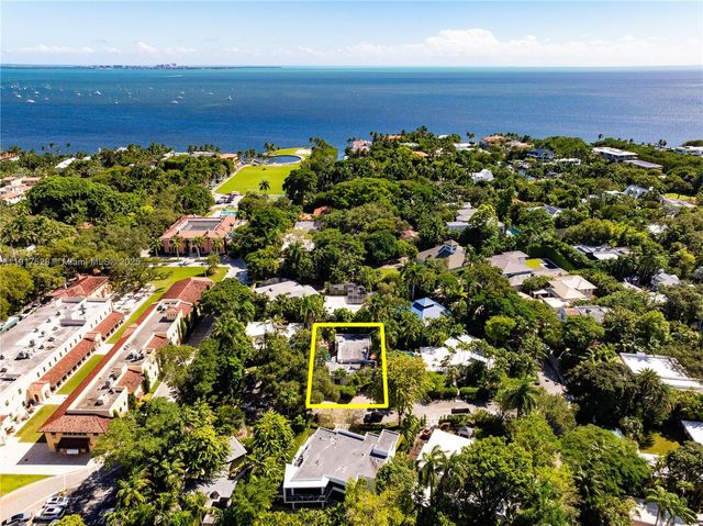 3765-1 Carmen Ct, Coconut Grove, FL 33133