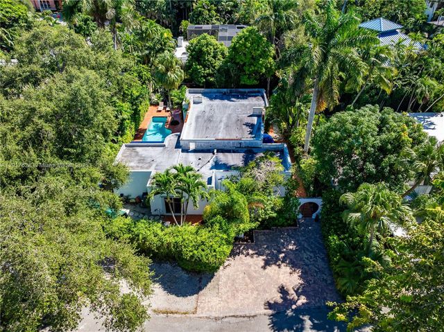 3765-1 Carmen Ct, Coconut Grove, FL 33133