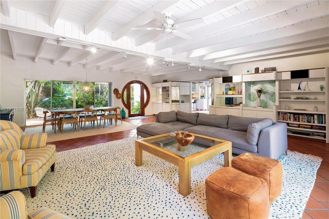 3765-1 Carmen Ct, Coconut Grove, FL 33133