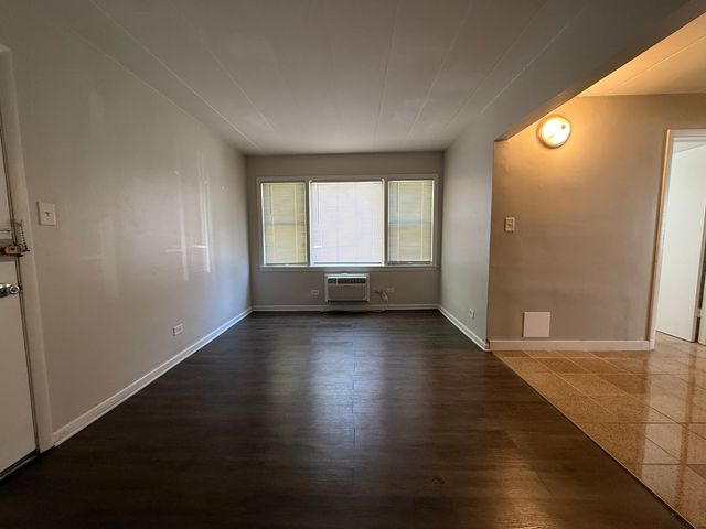 409 S MAPLE Avenue 1, Oak Park, IL 60302
