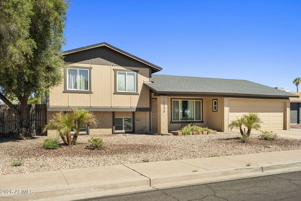 1838 W PAMPA Avenue, Mesa, AZ 85202