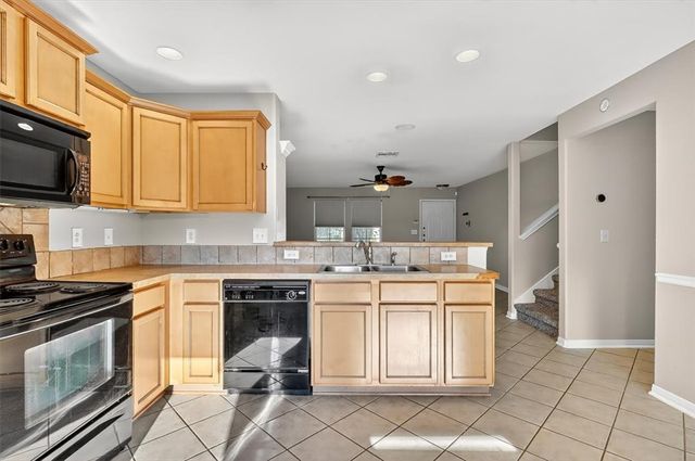 2110 Encino Dr, Corpus Christi, TX 78414